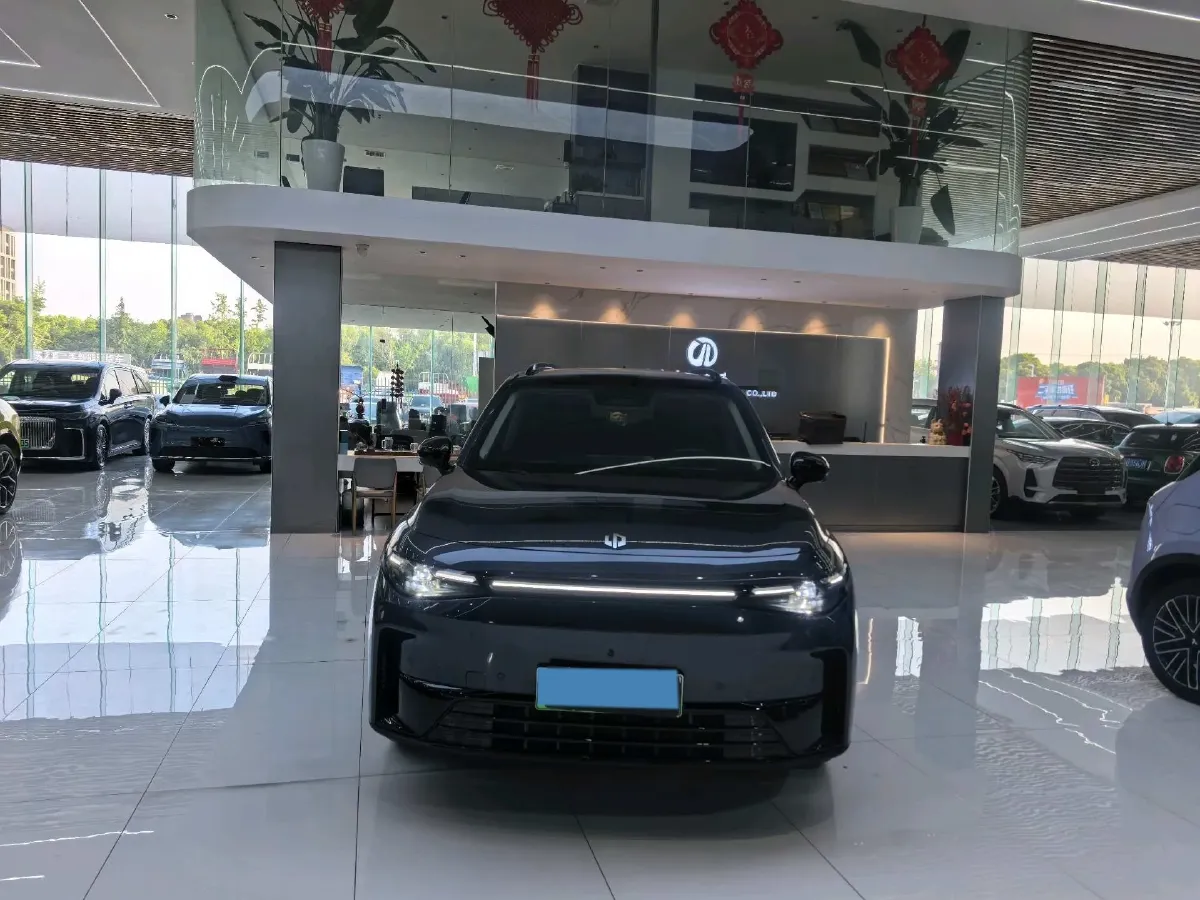 2024 Leapmotor C16 1.5L 95HP L4 REEV 28.4KWH,autocango,china used car exporter,china ev exporter,chinese used car exporter,chinese used ev exporter
