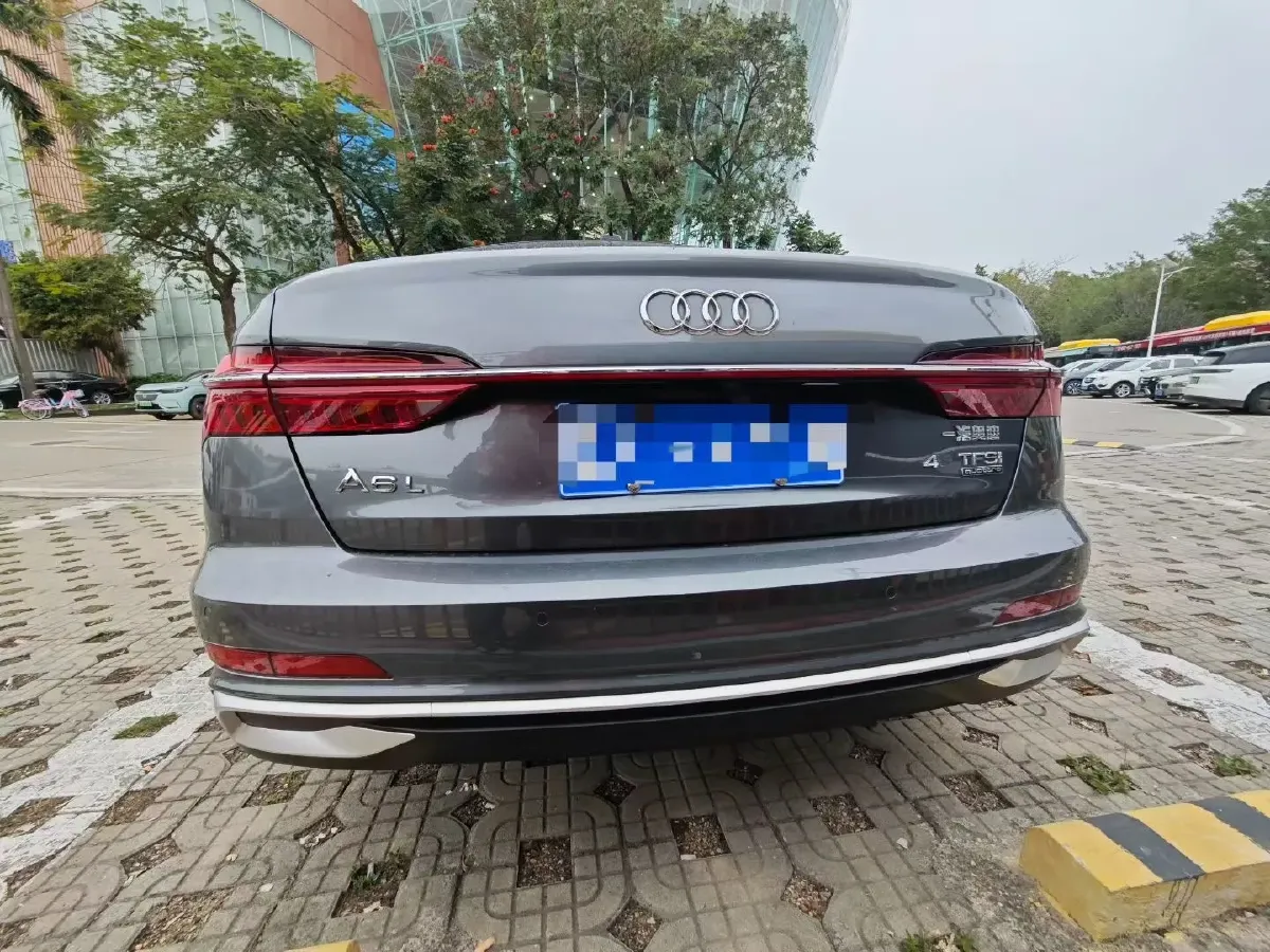 2020 Audi A6L 2.0T 224HP L4 7DCT,autocango,china used car exporter,china ev exporter,chinese used car exporter,chinese used ev exporter