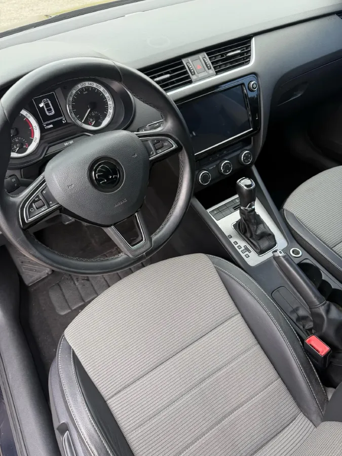 2018 Skoda Octavia 1.6L 110HP L4 6AT,autocango,china used car exporter,china ev exporter,chinese used car exporter,chinese used ev exporter