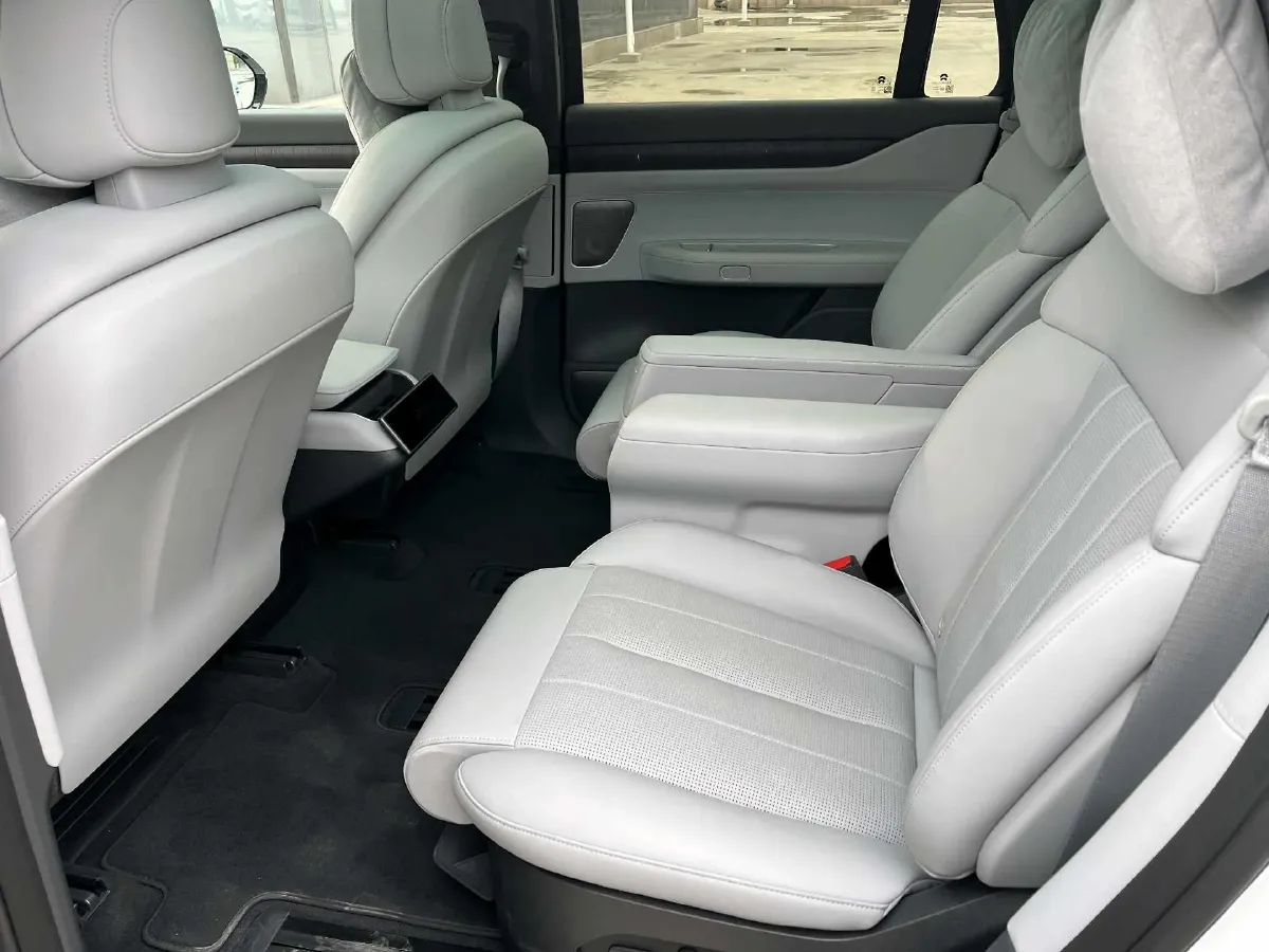 2024 NIO ES8 BEV 75KWH,autocango,china used car exporter,china ev exporter,chinese used car exporter,chinese used ev exporter