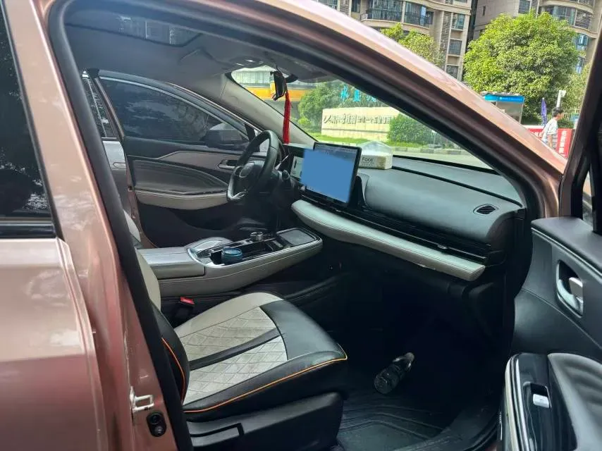 2022 ChangAn Oshan Z6 1.5T 170HP L4 6TCT PHEV 28.4KWH,autocango,china used car exporter,china ev exporter,chinese used car exporter,chinese used ev exporter