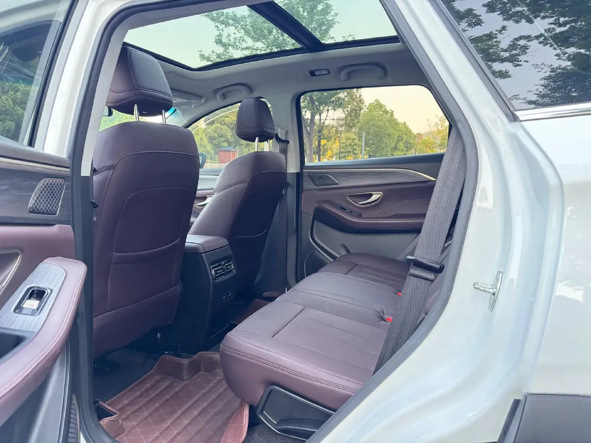2024 Jetour X90 Plus 1.6T 197HP L4 7DCT,autocango,china used car exporter,china ev exporter,chinese used car exporter,chinese used ev exporter