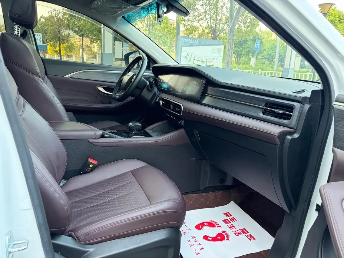 2024 Jetour X90 Plus 1.6T 197HP L4 7DCT,autocango,china used car exporter,china ev exporter,chinese used car exporter,chinese used ev exporter