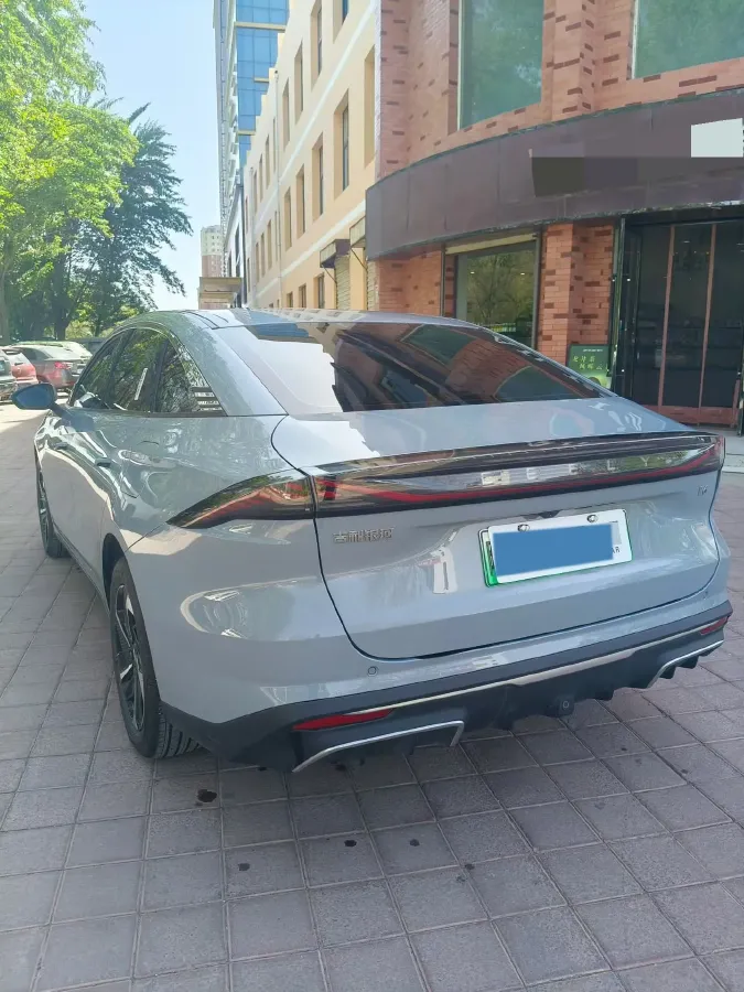 2024 Geely Galaxy L6 1.5T 163HP L4 3DHT PHEV,autocango,china used car exporter,china ev exporter,chinese used car exporter,chinese used ev exporter