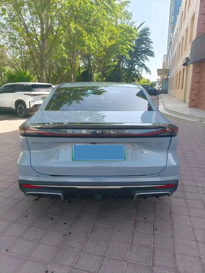 2024 Geely Galaxy L6 1.5T 163HP L4 3DHT PHEV,autocango,china used car exporter,china ev exporter,chinese used car exporter,chinese used ev exporter