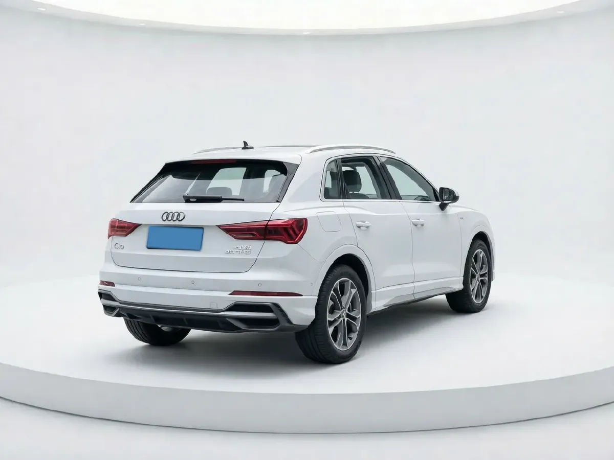 2023 Audi Q3 2.0T 186HP L4 7DCT,autocango,china used car exporter,china ev exporter,chinese used car exporter,chinese used ev exporter