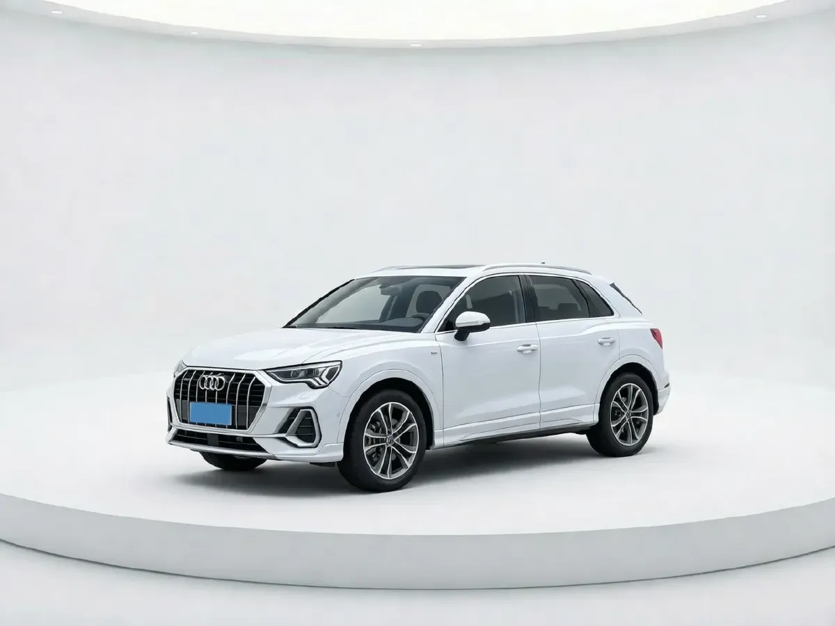 2023 Audi Q3 2.0T 186HP L4 7DCT,autocango,china used car exporter,china ev exporter,chinese used car exporter,chinese used ev exporter