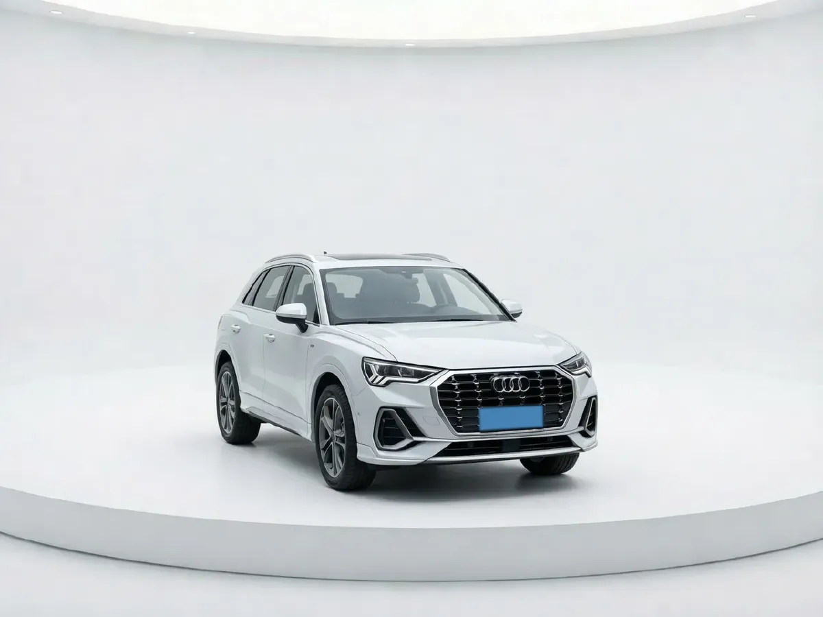 2023 Audi Q3 2.0T 186HP L4 7DCT,autocango,china used car exporter,china ev exporter,chinese used car exporter,chinese used ev exporter