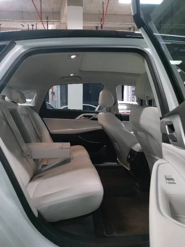 2024 Xpeng P5 BEV 55.4KWH,autocango,china used car exporter,china ev exporter,chinese used car exporter,chinese used ev exporter