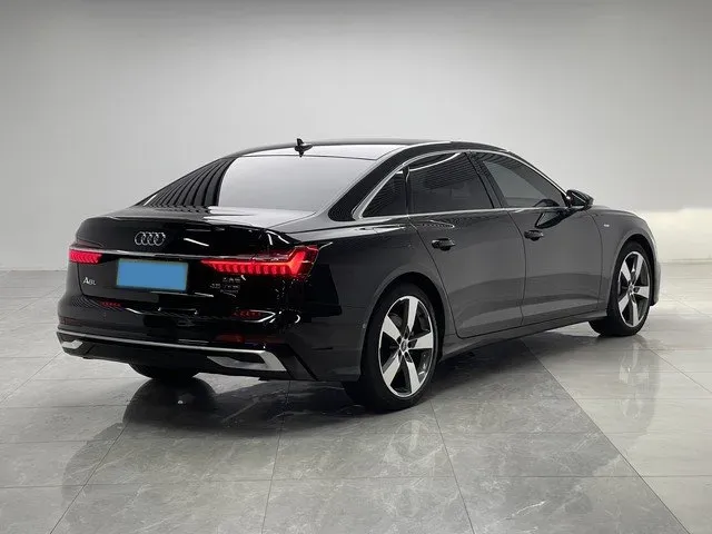 2023 Audi A6L 2.0T 245HP L4 7DCT,autocango,china used car exporter,china ev exporter,chinese used car exporter,chinese used ev exporter
