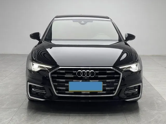 2023 Audi A6L 2.0T 245HP L4 7DCT,autocango,china used car exporter,china ev exporter,chinese used car exporter,chinese used ev exporter