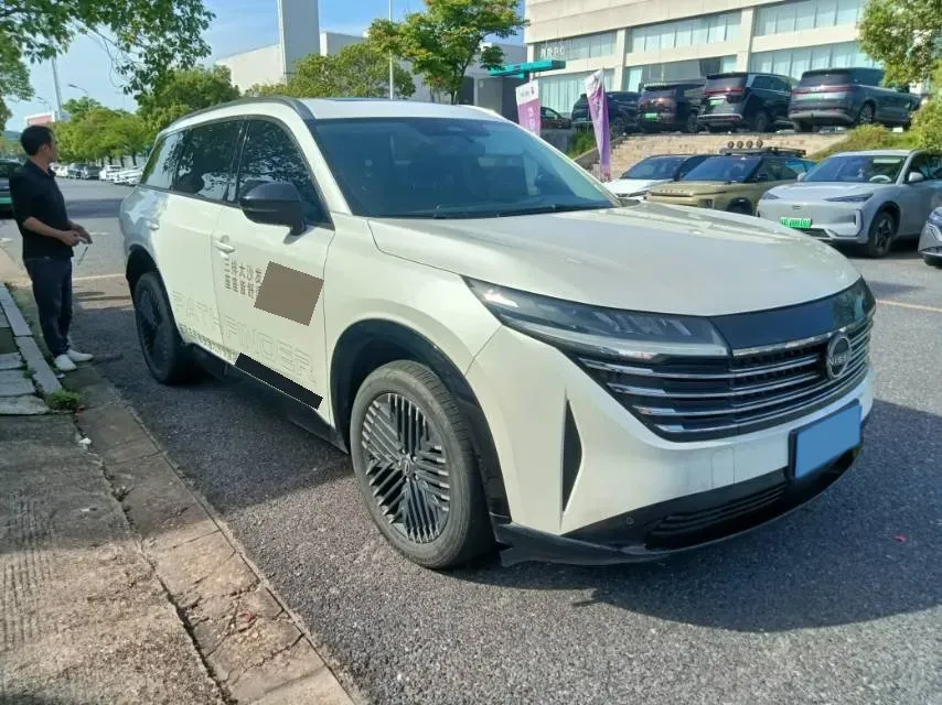 2024 Nissan Pathfinder 2.0T 252HP L4 9AT,autocango,china used car exporter,china ev exporter,chinese used car exporter,chinese used ev exporter