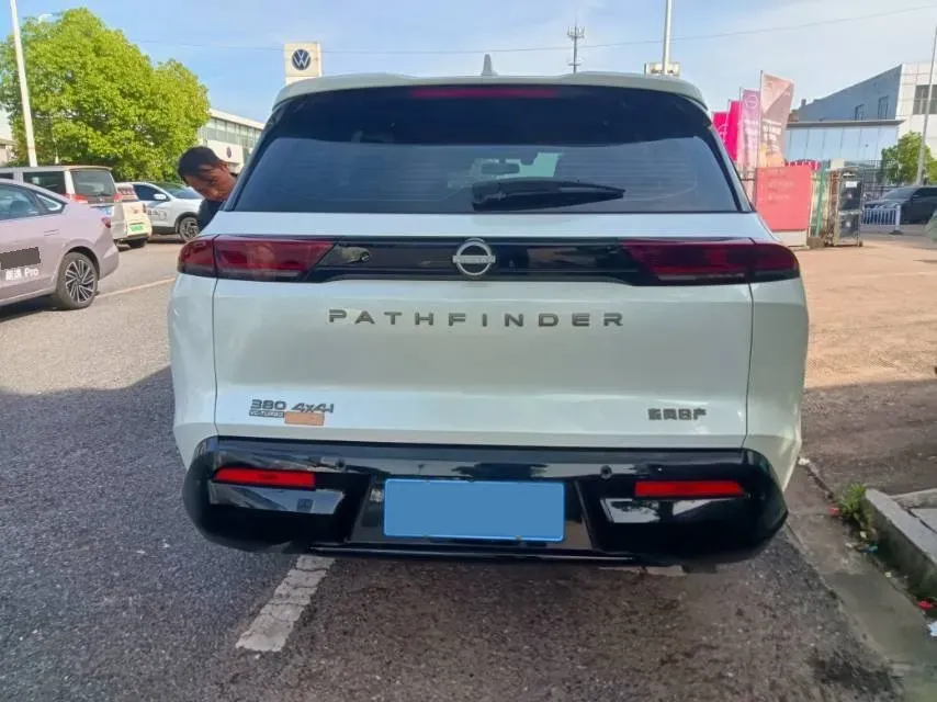 2024 Nissan Pathfinder 2.0T 252HP L4 9AT,autocango,china used car exporter,china ev exporter,chinese used car exporter,chinese used ev exporter