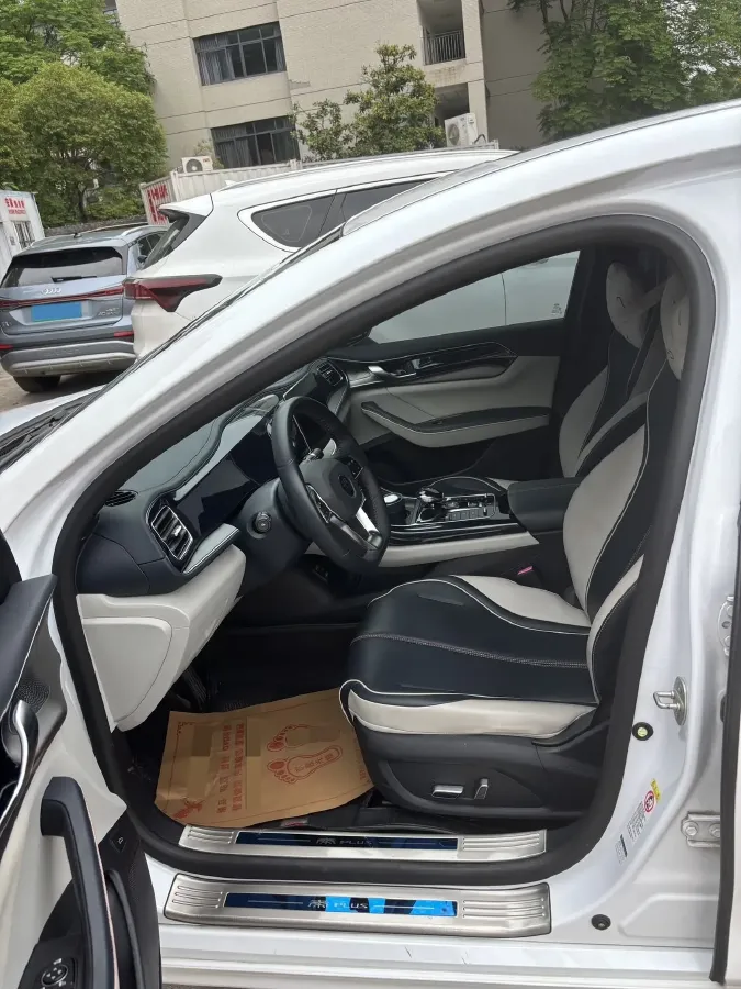 2021 Haval F7 1.5T 169HP L4 7DCT,autocango,china used car exporter,china ev exporter,chinese used car exporter,chinese used ev exporter