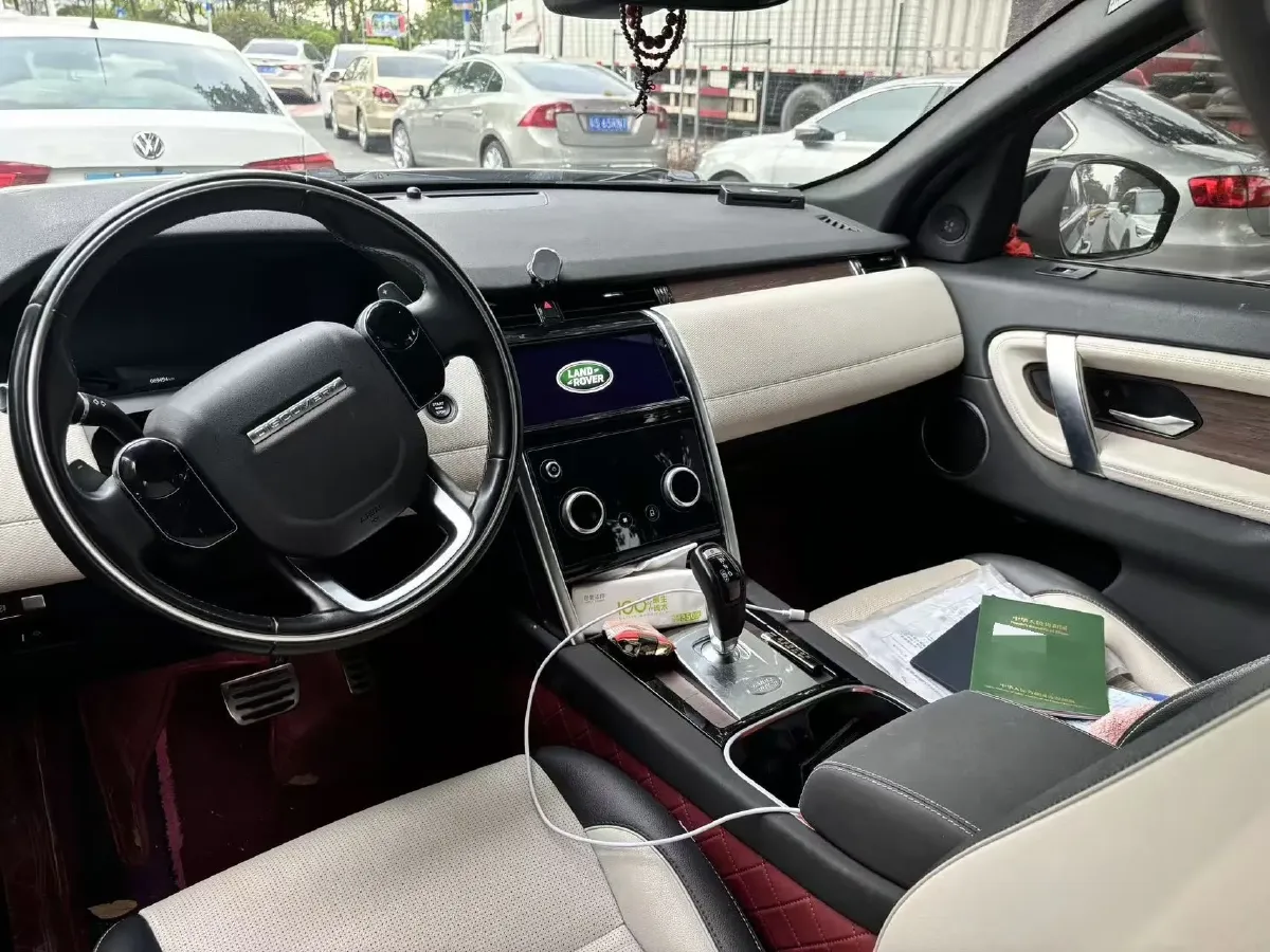 2020 Land Rover Discovery Sport 2.0T 249HP L4 9AT,autocango,china used car exporter,china ev exporter,chinese used car exporter,chinese used ev exporter