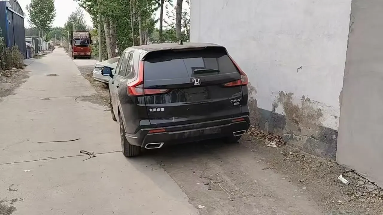 2023 Honda CR-V 2.0L 150HP L4 E-CVT Hybrid,autocango,china used car exporter,china ev exporter,chinese used car exporter,chinese used ev exporter