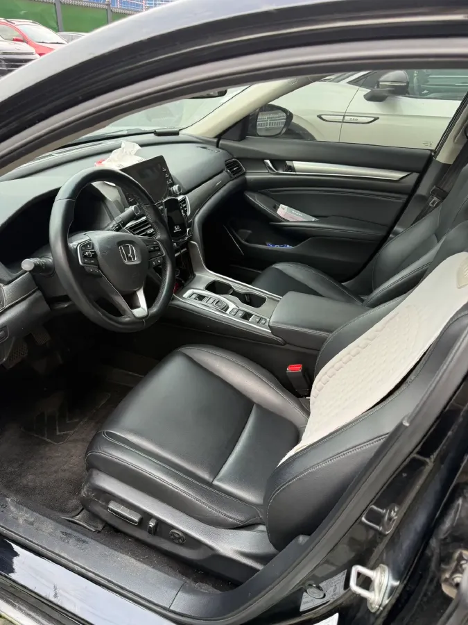 2018 Honda Accord 2.0L 146HP L4 E-CVT Hybrid,autocango,china used car exporter,china ev exporter,chinese used car exporter,chinese used ev exporter