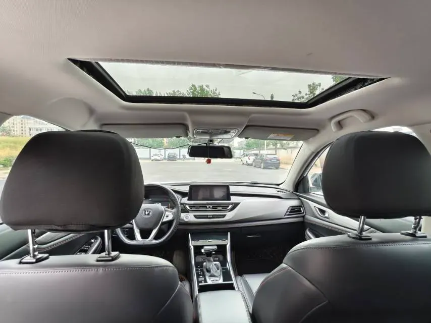 2021 ChangAn CS75 1.5T 178HP L4 7DCT,autocango,china used car exporter,china ev exporter,chinese used car exporter,chinese used ev exporter