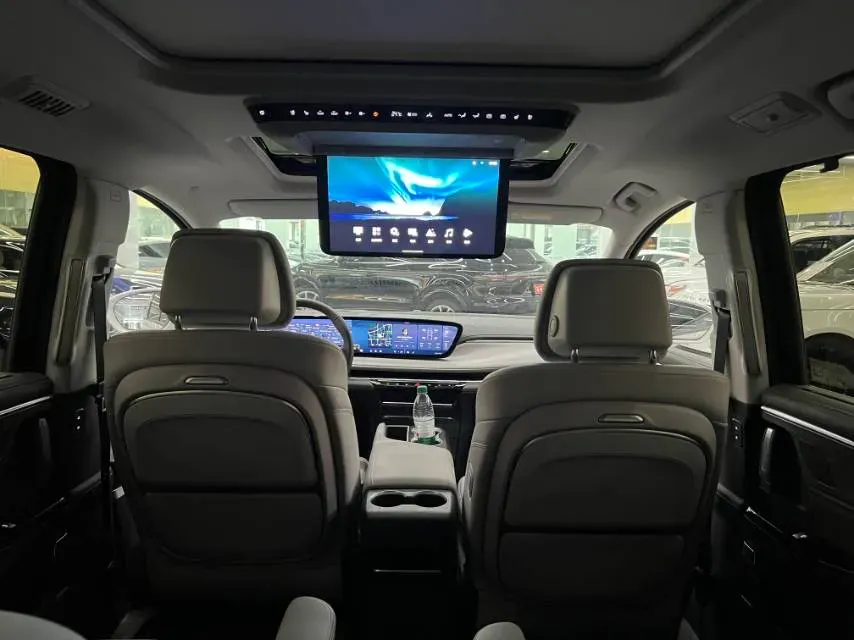 2025 Buick GL8 2.0T 237HP L4 9AT,autocango,china used car exporter,china ev exporter,chinese used car exporter,chinese used ev exporter