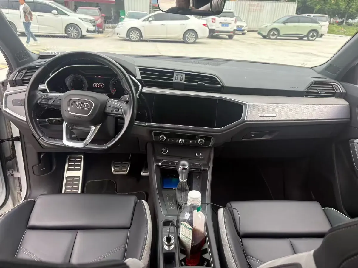 2024 Audi Q3 1.5T 160HP L4 7DCT,autocango,china used car exporter,china ev exporter,chinese used car exporter,chinese used ev exporter