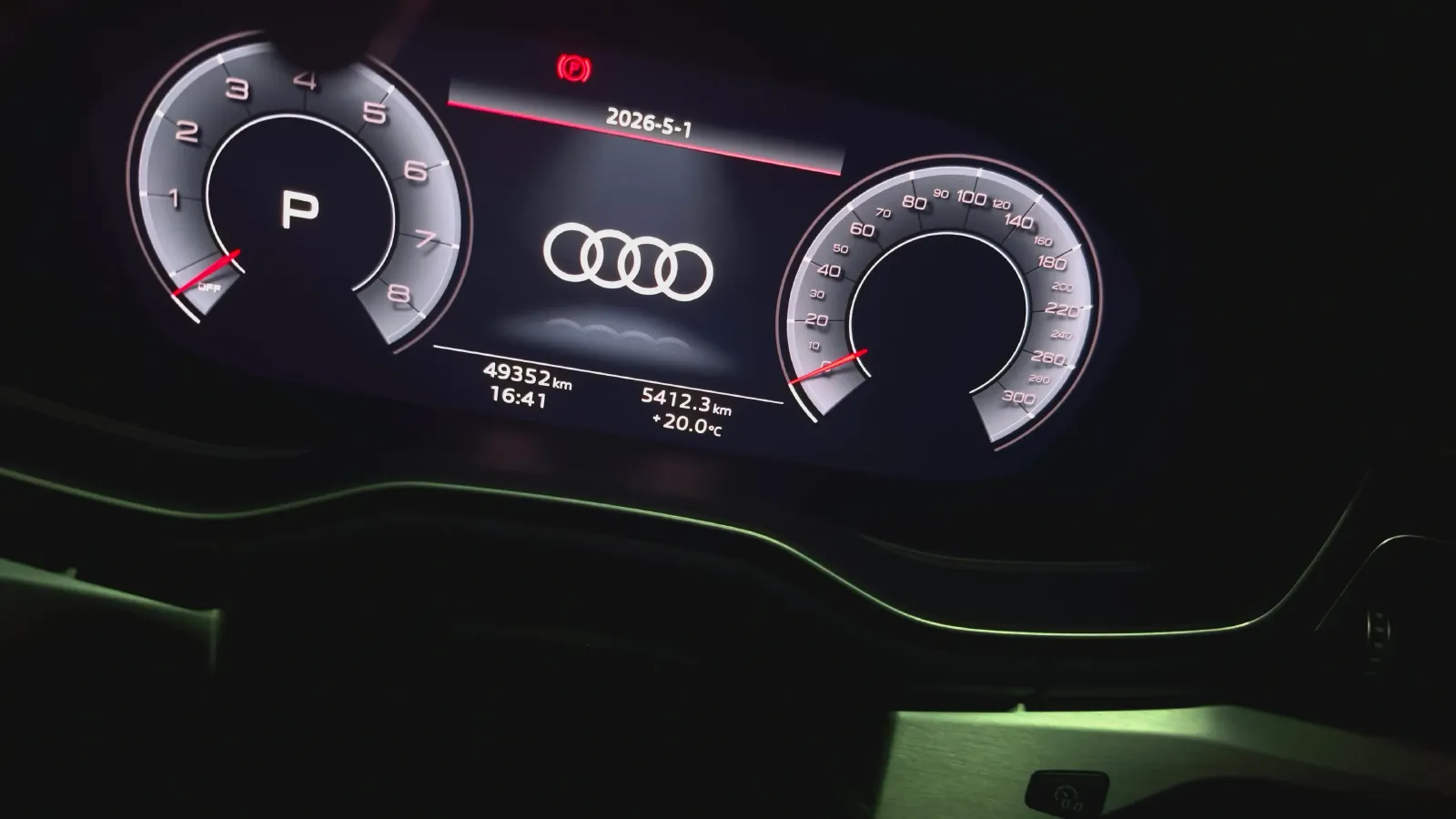 2020 Audi A4L 2.0T 190HP L4 7DCT,autocango,china used car exporter,china ev exporter,chinese used car exporter,chinese used ev exporter