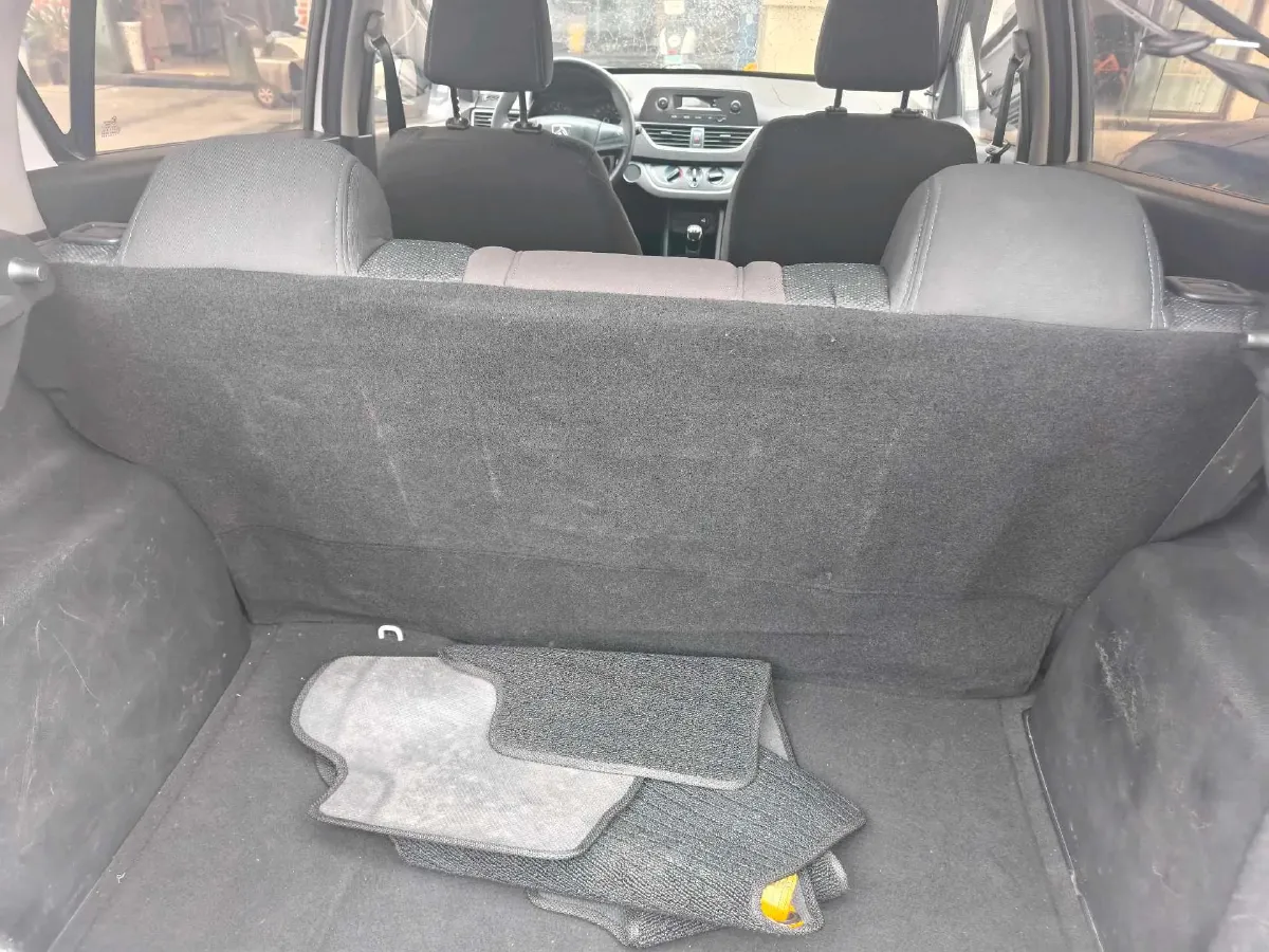 2016 BaoJun 310 1.2L 82HP L4 5MT,autocango,china used car exporter,china ev exporter,chinese used car exporter,chinese used ev exporter