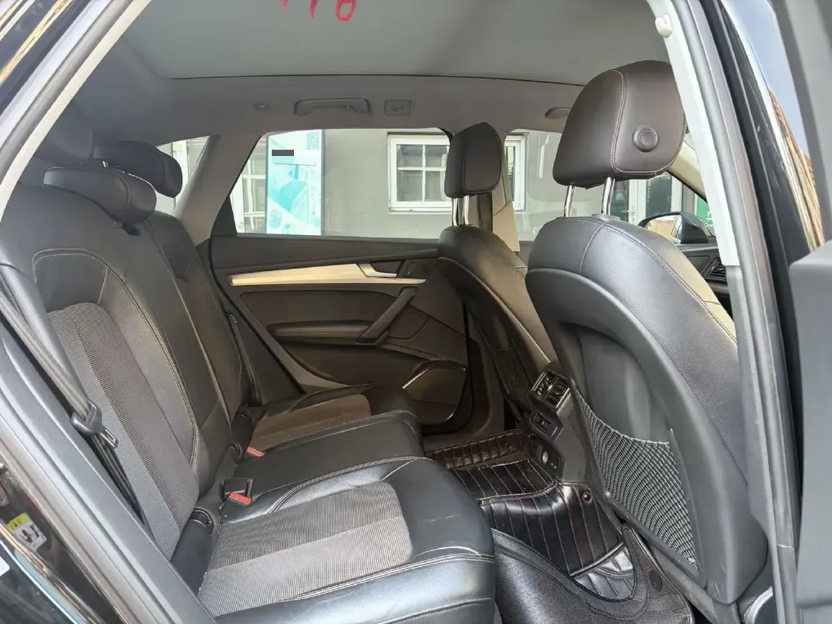 2018 Volkswagen Alltrack 2.0T 220HP L4 7DCT,autocango,china used car exporter,china ev exporter,chinese used car exporter,chinese used ev exporter