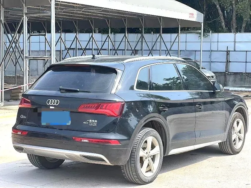 2018 Volkswagen Alltrack 2.0T 220HP L4 7DCT,autocango,china used car exporter,china ev exporter,chinese used car exporter,chinese used ev exporter