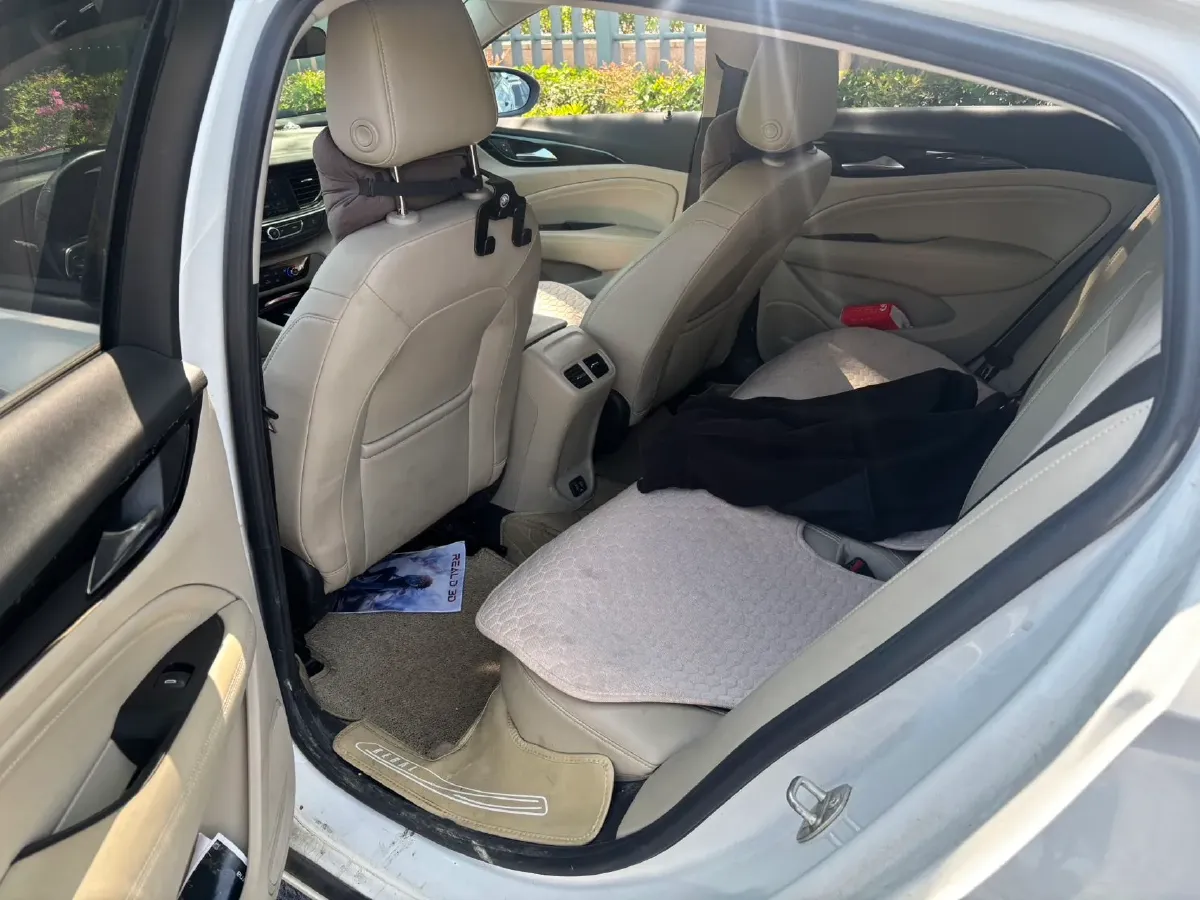 2020 Buick Regal 1.5T 169HP L4 9AT,autocango,china used car exporter,china ev exporter,chinese used car exporter,chinese used ev exporter