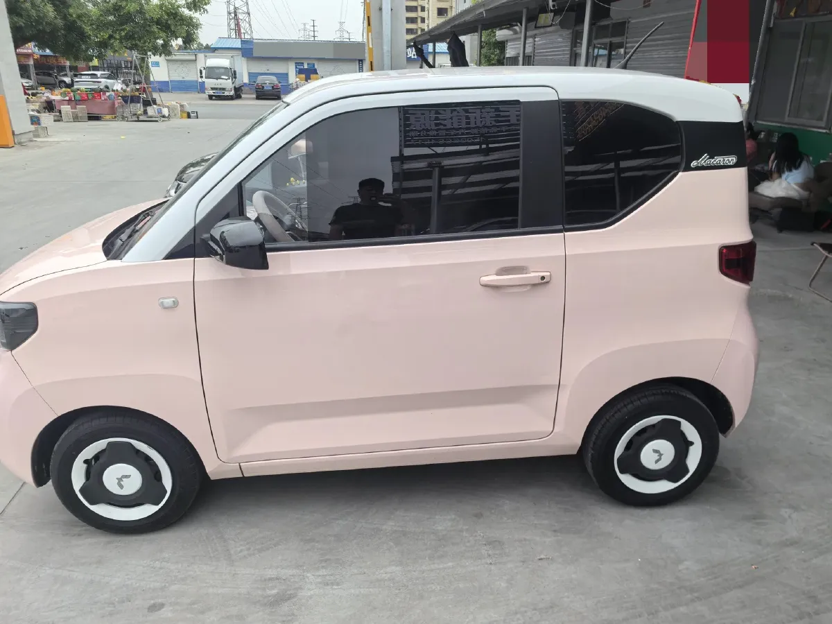 2022 WuLing HongGuang MINI EV BEV 13.9KWH,autocango,china used car exporter,china ev exporter,chinese used car exporter,chinese used ev exporter