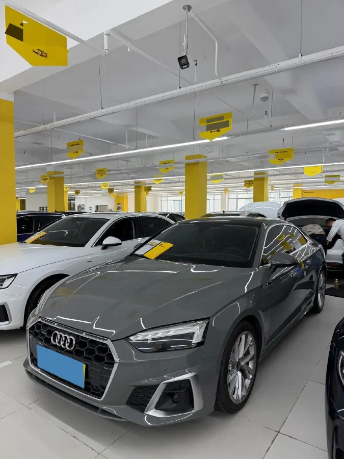 2021 Audi A5 2.0T 204HP L4 7DCT,autocango,china used car exporter,china ev exporter,chinese used car exporter,chinese used ev exporter