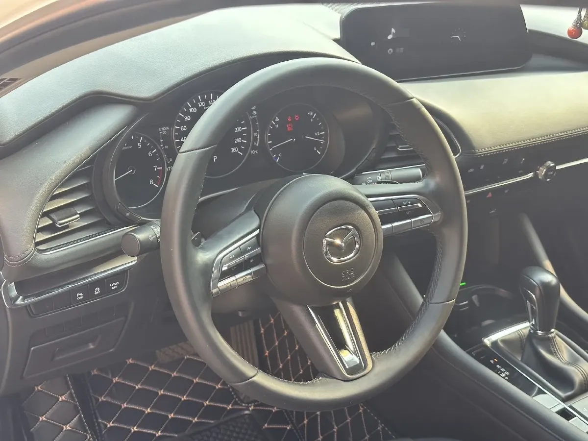 2022 Mazda 3 Axela 2.0L 158HP L4 6AT,autocango,china used car exporter,china ev exporter,chinese used car exporter,chinese used ev exporter