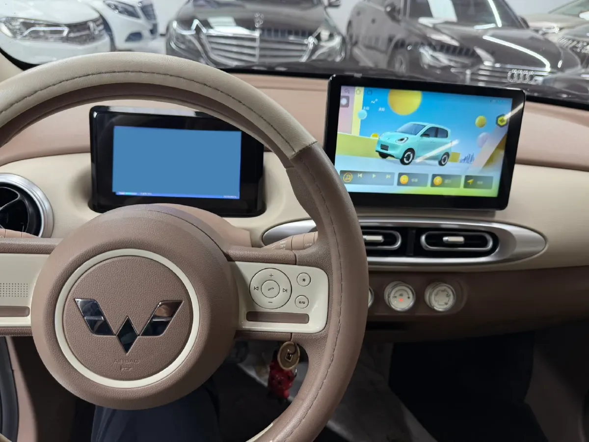2025 WuLing HongGuang MINI EV BEV 16.2KWH,autocango,china used car exporter,china ev exporter,chinese used car exporter,chinese used ev exporter