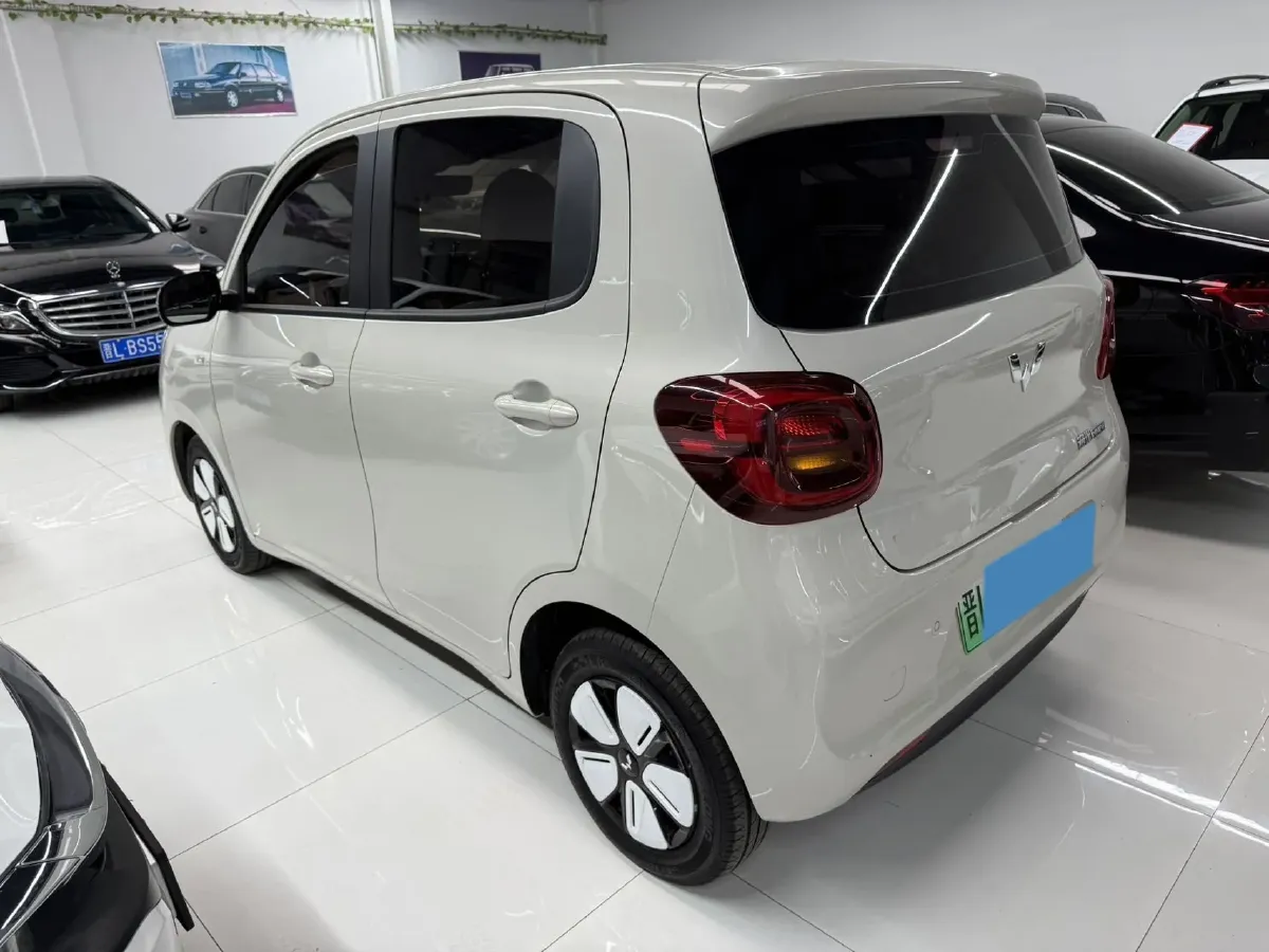 2025 WuLing HongGuang MINI EV BEV 16.2KWH,autocango,china used car exporter,china ev exporter,chinese used car exporter,chinese used ev exporter