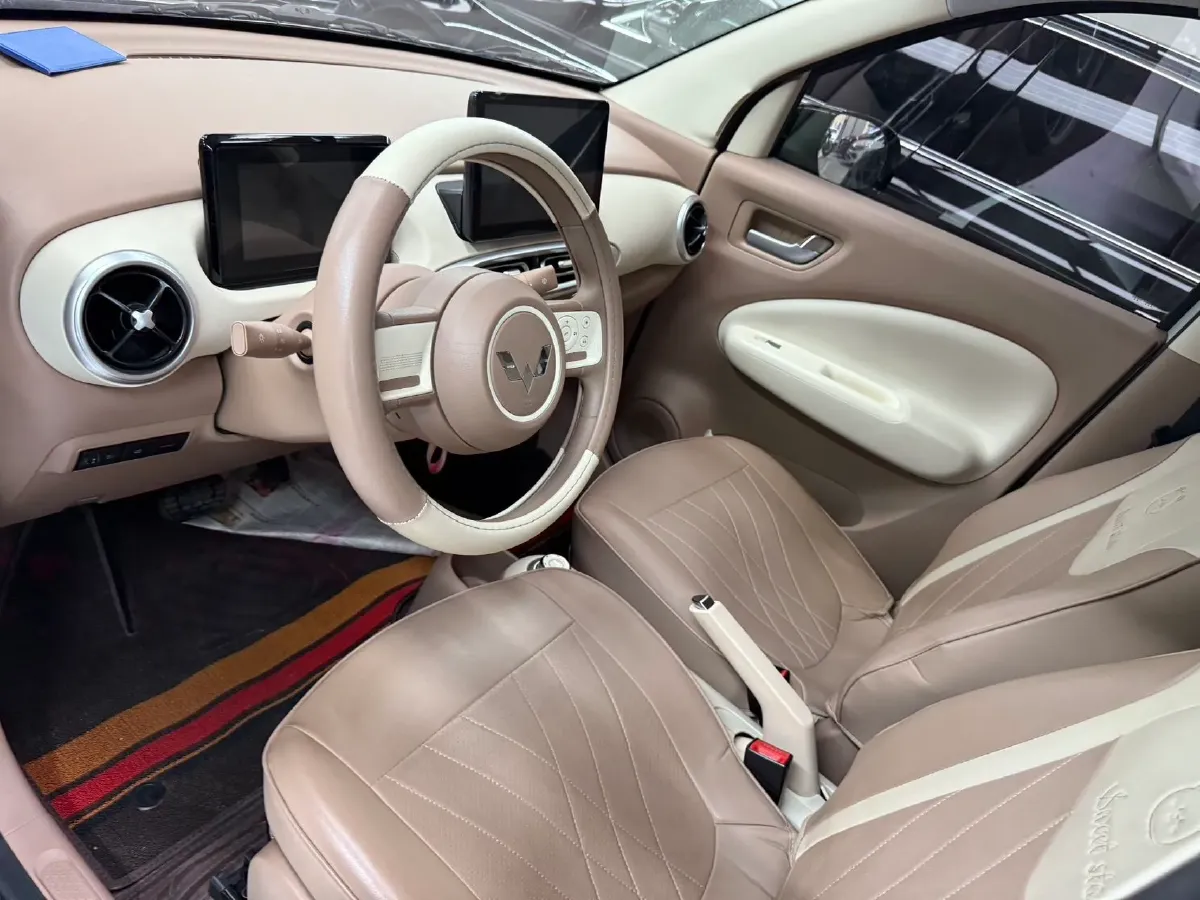 2025 WuLing HongGuang MINI EV BEV 16.2KWH,autocango,china used car exporter,china ev exporter,chinese used car exporter,chinese used ev exporter