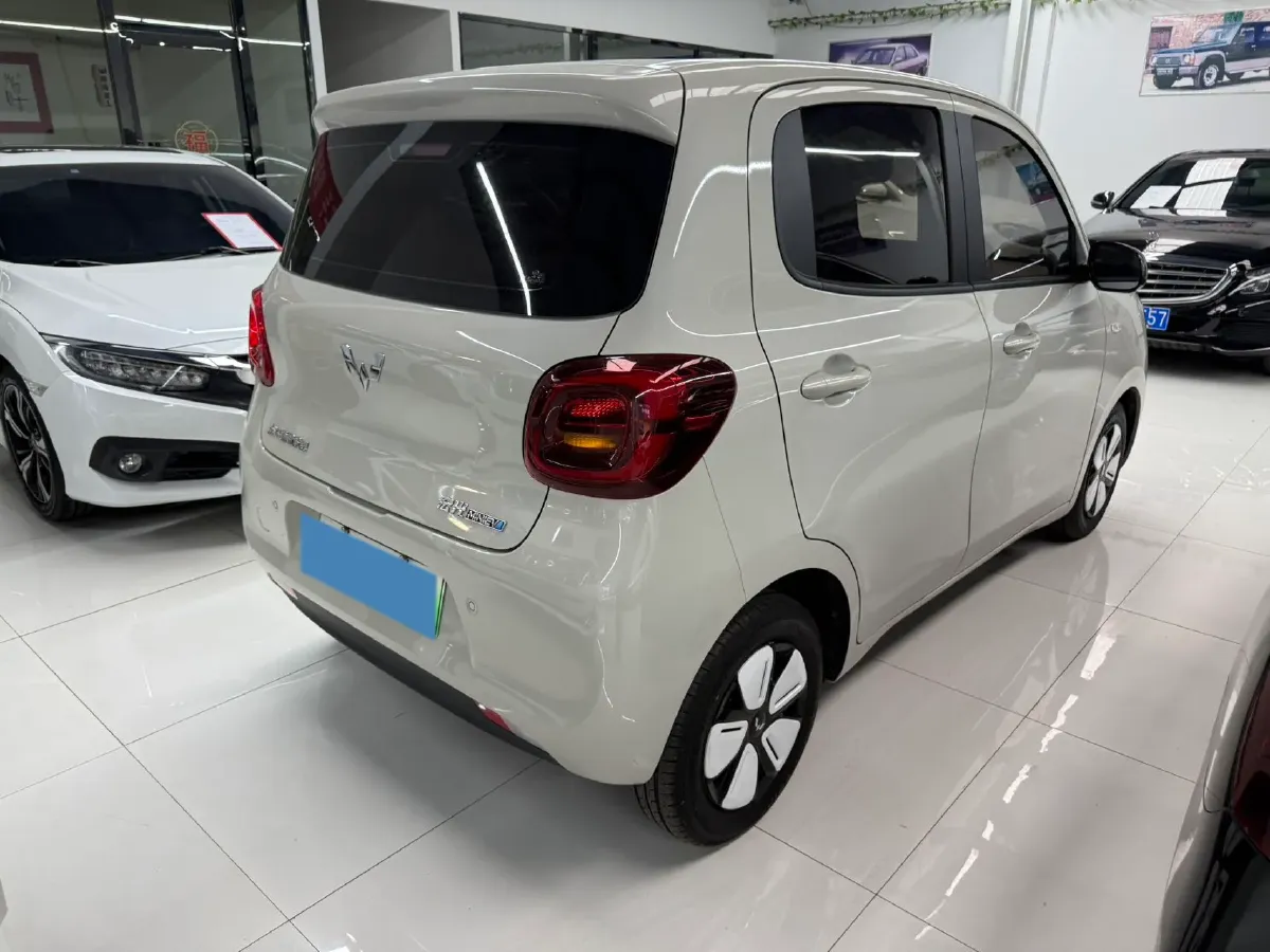 2025 WuLing HongGuang MINI EV BEV 16.2KWH,autocango,china used car exporter,china ev exporter,chinese used car exporter,chinese used ev exporter