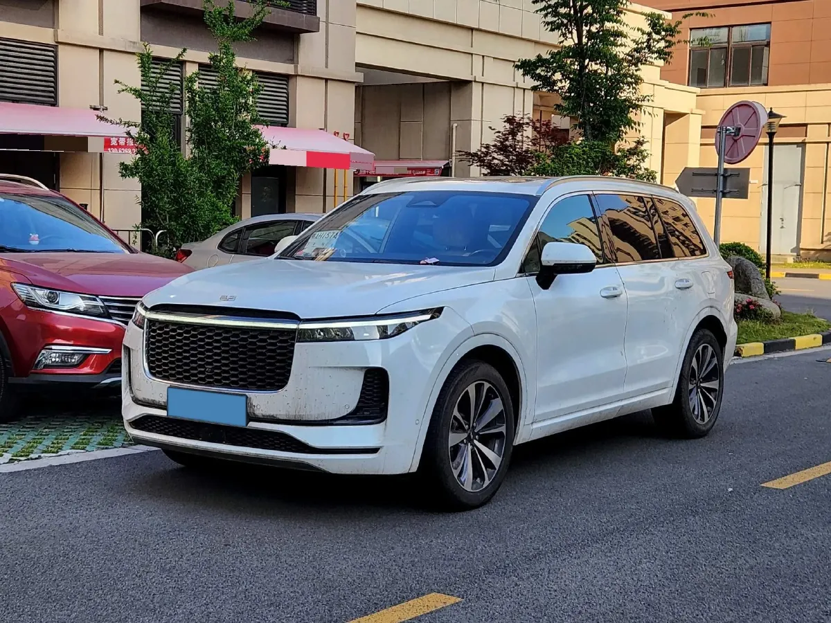 2021 Li ONE Range Extended 131HP REEV 40.5KWH,autocango,china used car exporter,china ev exporter,chinese used car exporter,chinese used ev exporter