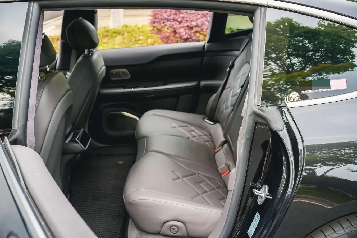 2021 Volkswagen ID.6 Crozz BEV 84.8KWH,autocango,china used car exporter,china ev exporter,chinese used car exporter,chinese used ev exporter