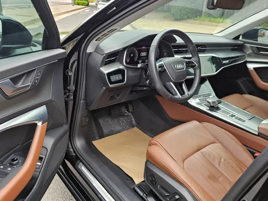 2019 Audi A6L 2.0T 190HP L4 7DCT,autocango,china used car exporter,china ev exporter,chinese used car exporter,chinese used ev exporter