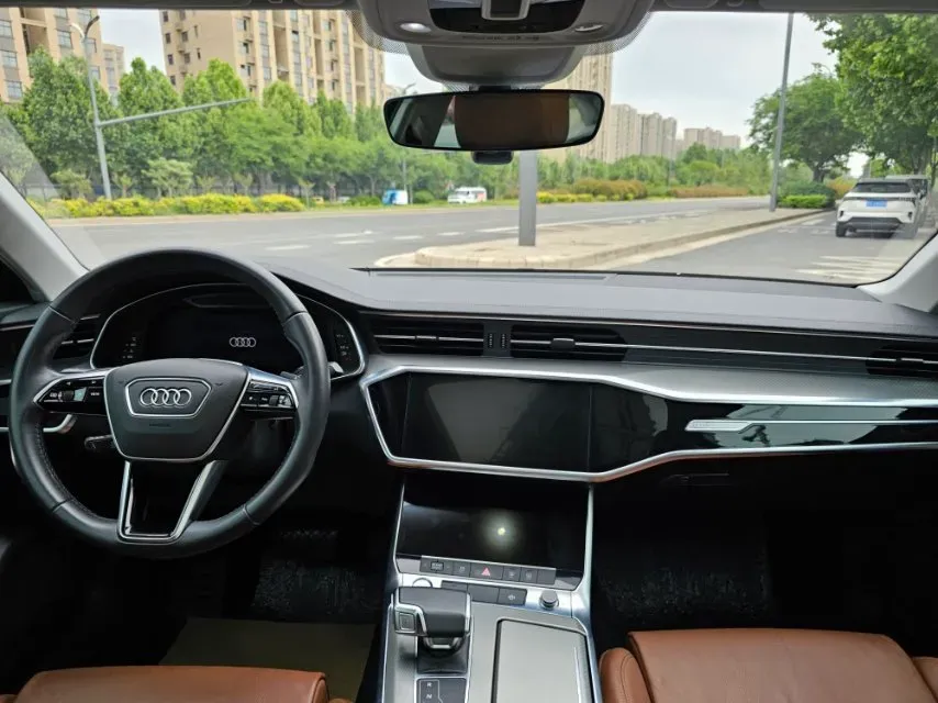 2019 Audi A6L 2.0T 190HP L4 7DCT,autocango,china used car exporter,china ev exporter,chinese used car exporter,chinese used ev exporter