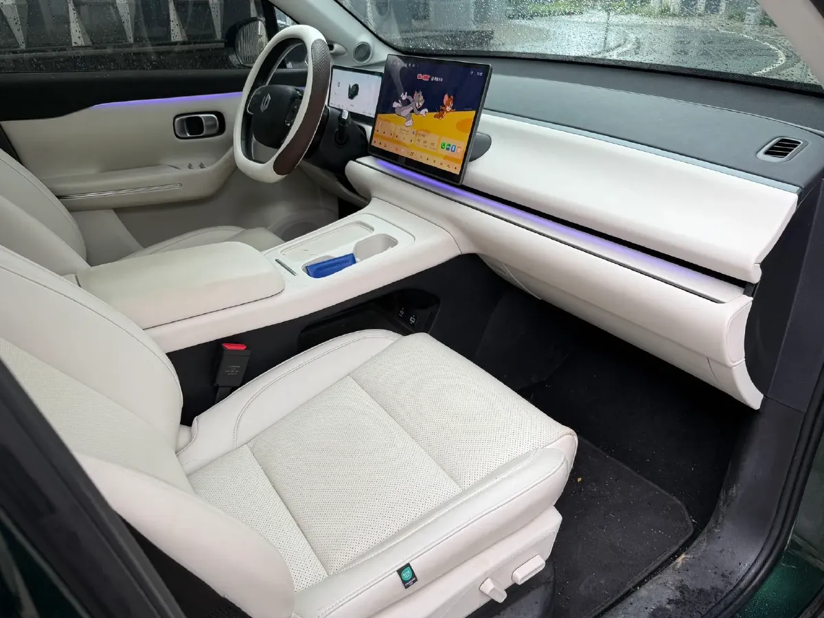 2024 Leapmotor C16 1.5L 95HP L4 REEV 28.4KWH,autocango,china used car exporter,china ev exporter,chinese used car exporter,chinese used ev exporter