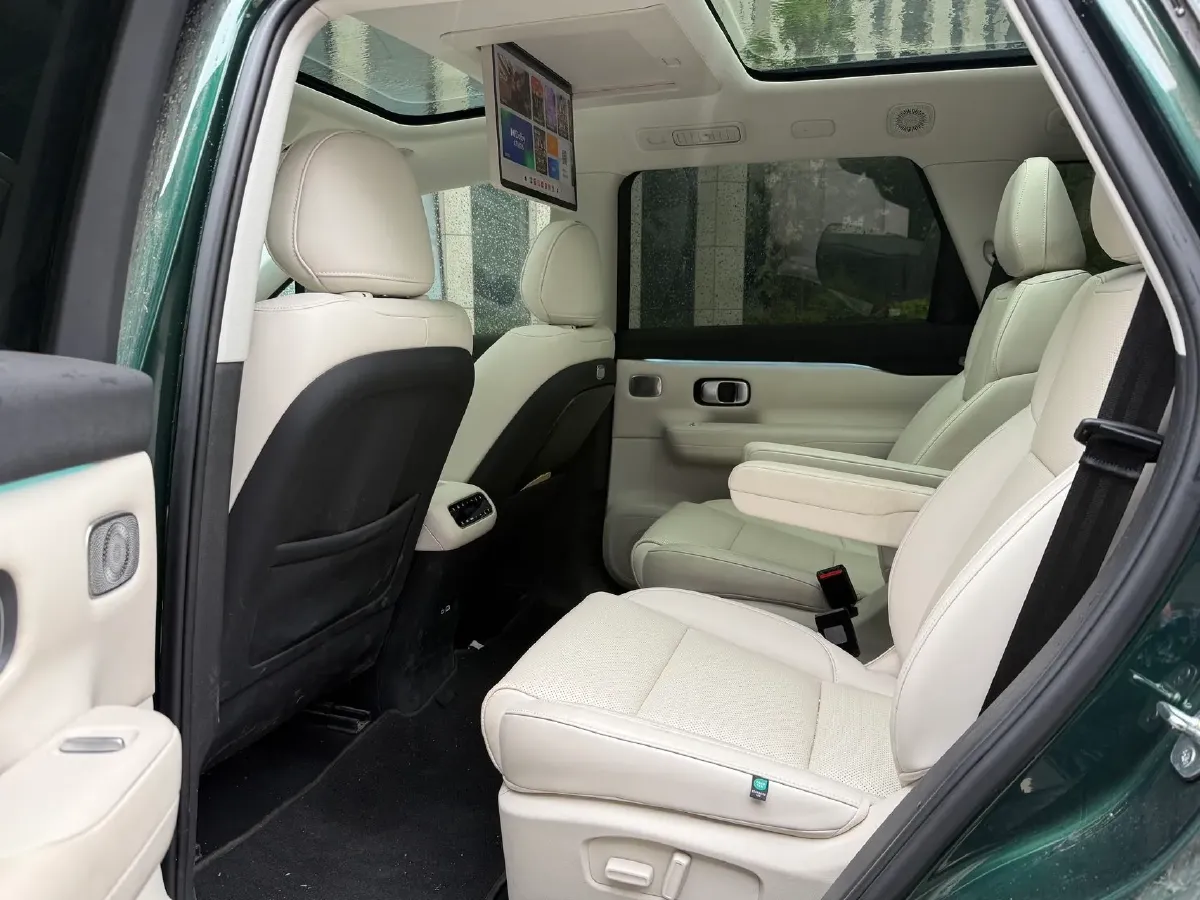 2024 Leapmotor C16 1.5L 95HP L4 REEV 28.4KWH,autocango,china used car exporter,china ev exporter,chinese used car exporter,chinese used ev exporter