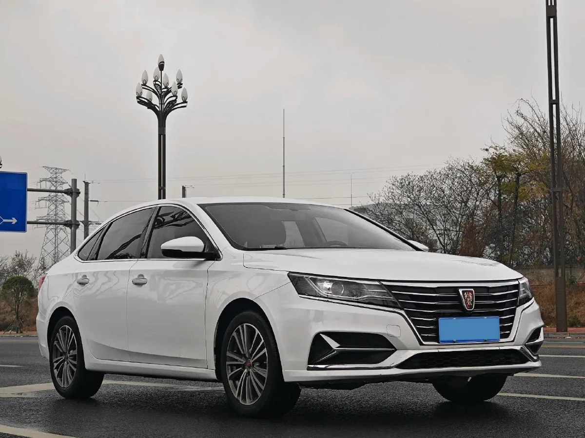 2020 Roewe i6 1.6L 125HP L4 CVT,autocango,china used car exporter,china ev exporter,chinese used car exporter,chinese used ev exporter
