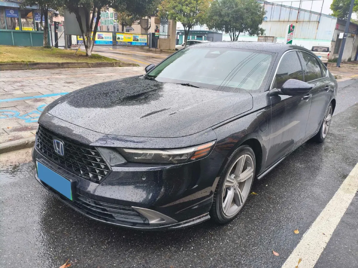 2023 Honda Accord 2.0L 148HP L4 E-CVT PHEV 17.7KWH,autocango,china used car exporter,china ev exporter,chinese used car exporter,chinese used ev exporter