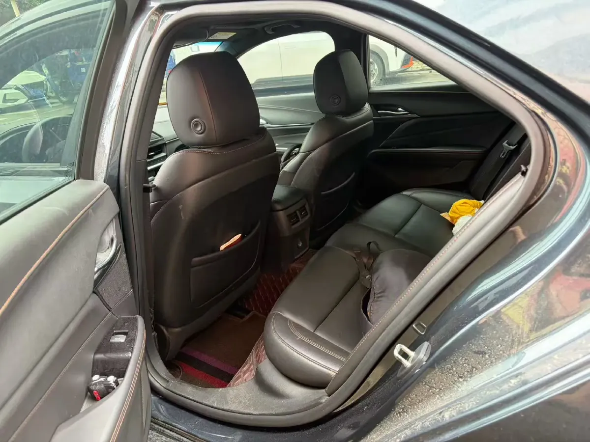 2021 Cadillac CT4 2.0T 237HP L4 8AT,autocango,china used car exporter,china ev exporter,chinese used car exporter,chinese used ev exporter