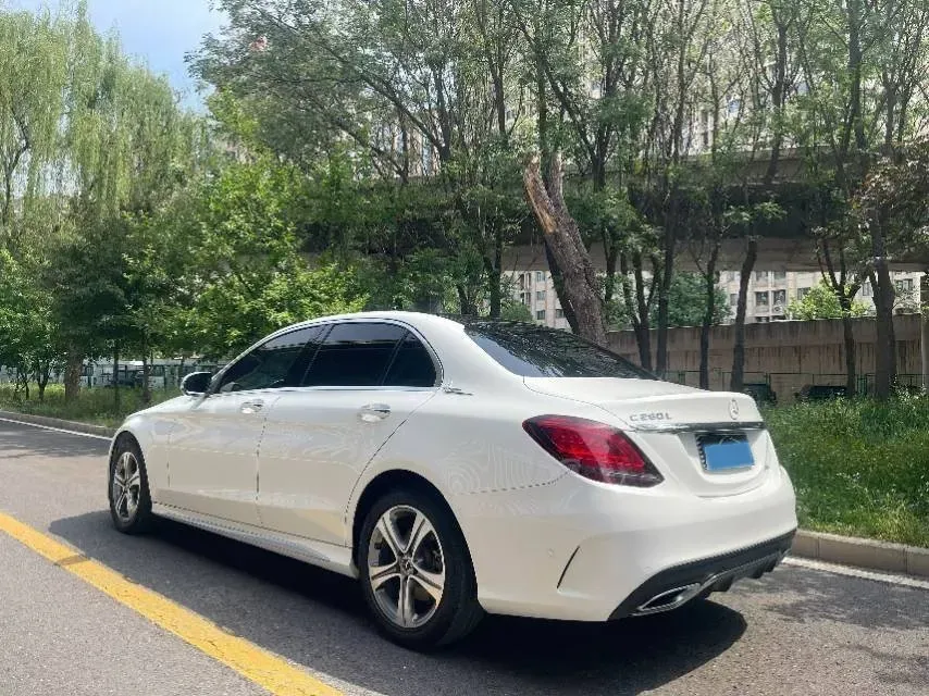 2020 Mercedes-Benz C Class 1.5T 184HP L4 9AT,autocango,china used car exporter,china ev exporter,chinese used car exporter,chinese used ev exporter