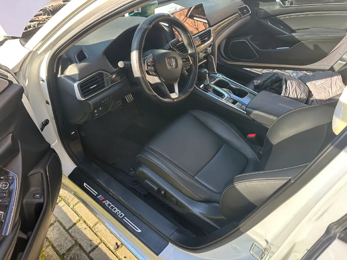 2022 Honda Accord 1.5T 194HP L4 CVT,autocango,china used car exporter,china ev exporter,chinese used car exporter,chinese used ev exporter