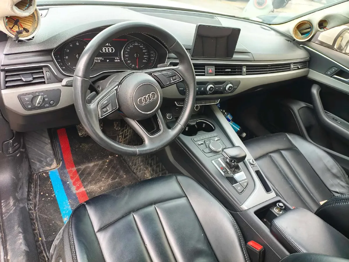 2019 Audi A4L 2.0T 190HP L4 7DCT,autocango,china used car exporter,china ev exporter,chinese used car exporter,chinese used ev exporter