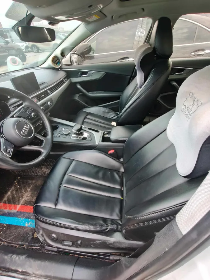 2019 Audi A4L 2.0T 190HP L4 7DCT,autocango,china used car exporter,china ev exporter,chinese used car exporter,chinese used ev exporter