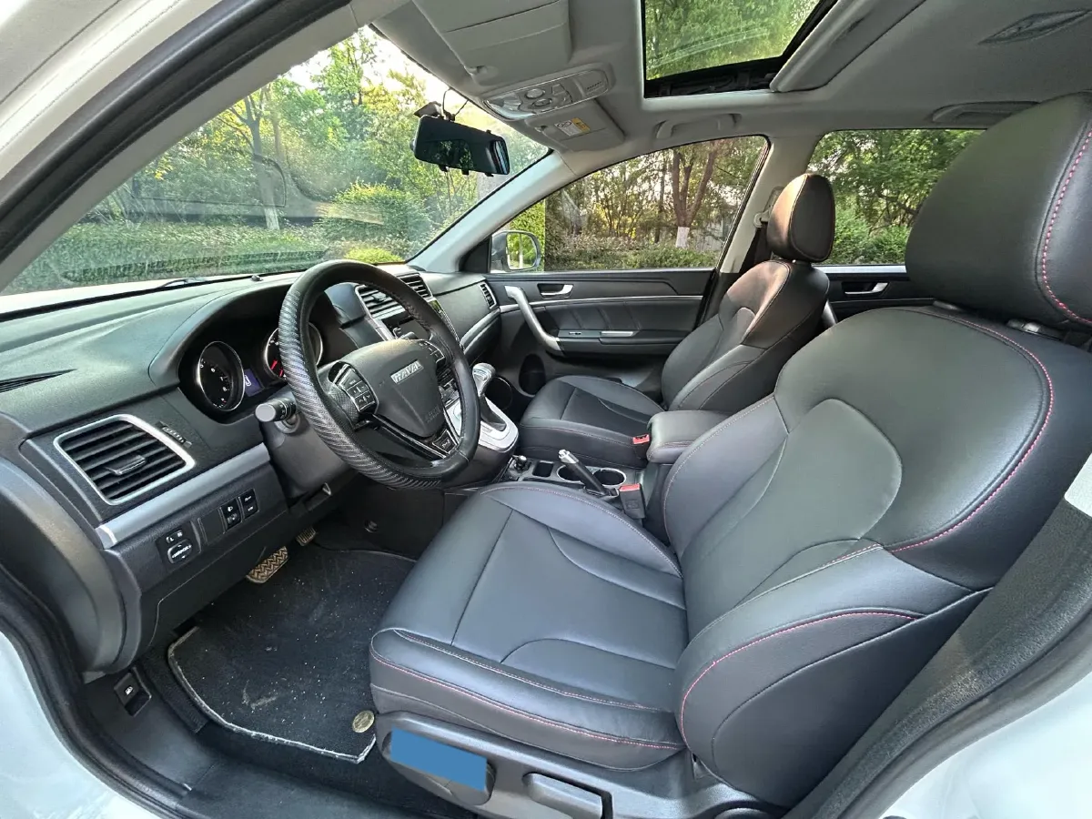 2019 Haval M6 1.5T 150HP L4 7DCT,autocango,china used car exporter,china ev exporter,chinese used car exporter,chinese used ev exporter